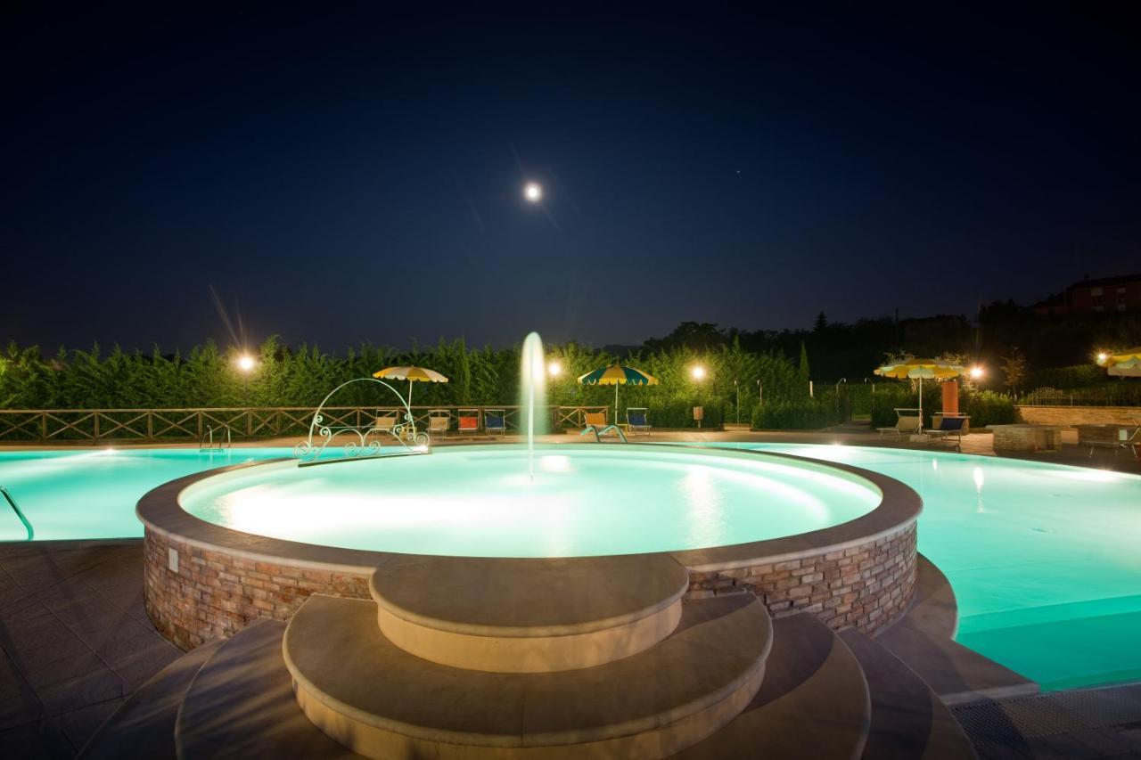 Valle Del Metauro Country House Montemaggiore al Metauro Luaran gambar