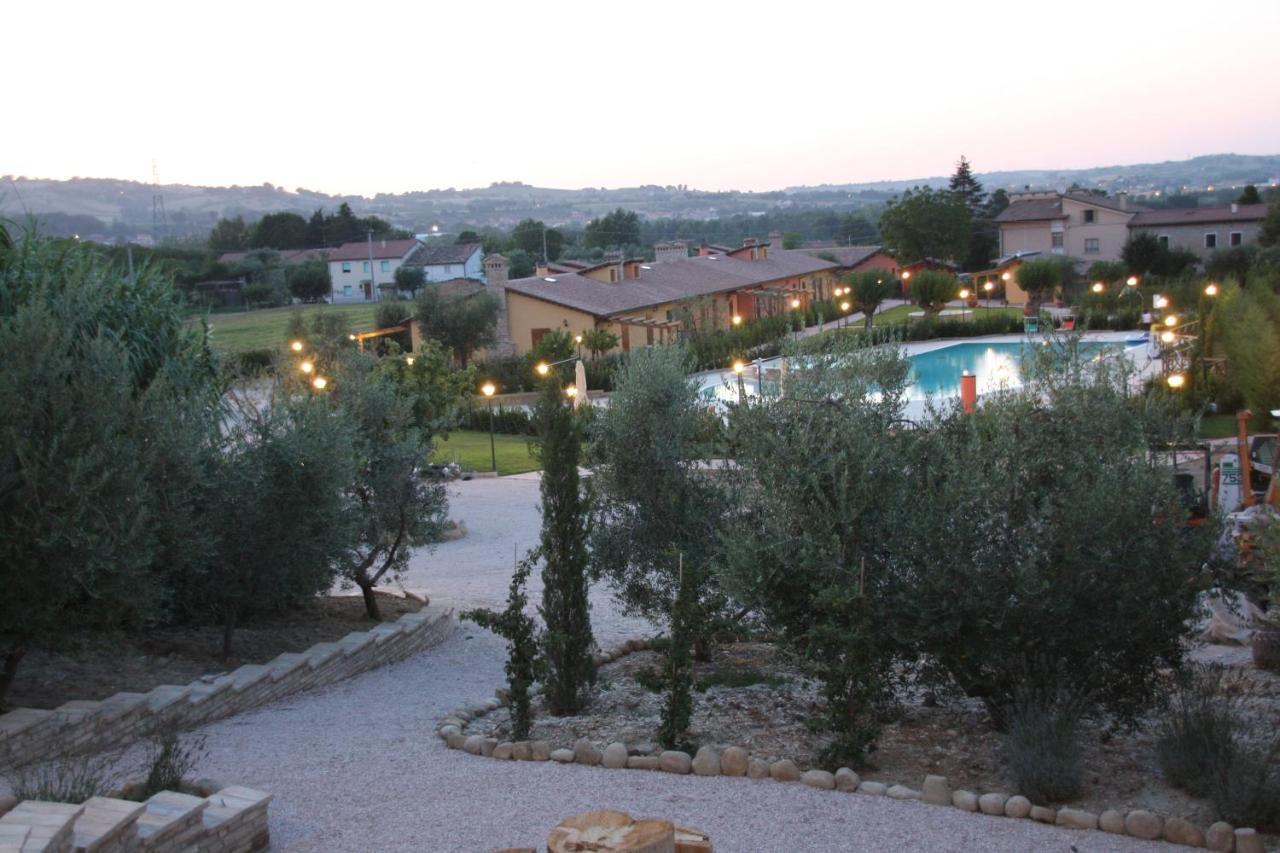 Valle Del Metauro Country House Montemaggiore al Metauro Luaran gambar