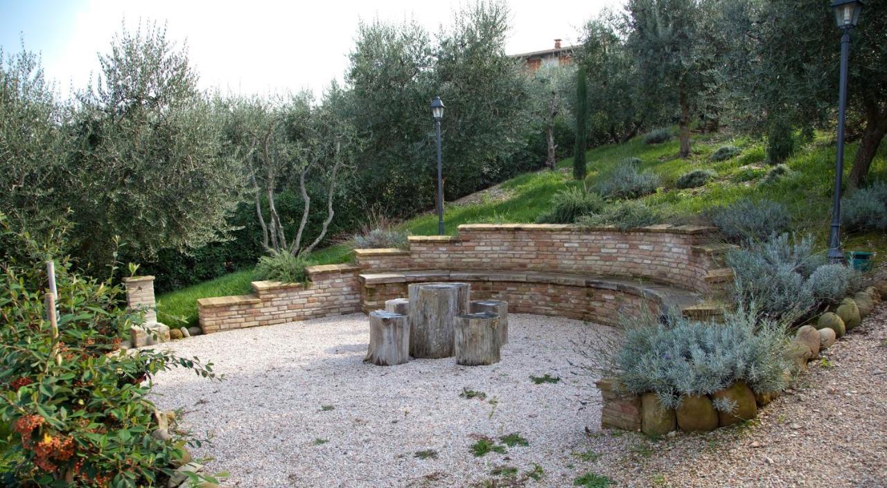 Valle Del Metauro Country House Montemaggiore al Metauro Luaran gambar